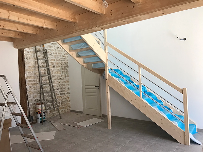 escalier bois maison oleron